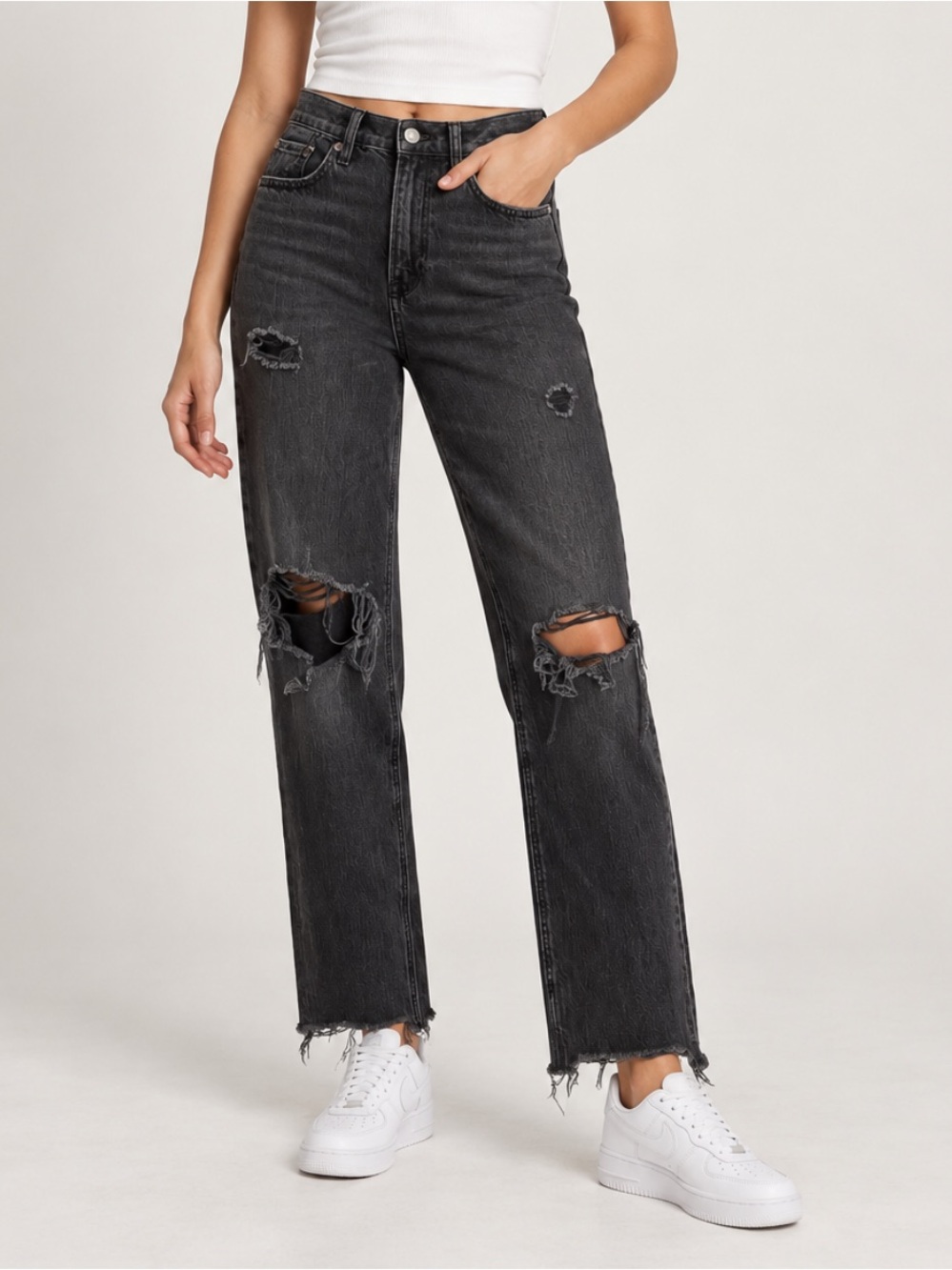 American Eagle Super High Rise Baggy Straight Leg Jeans Black Distressed Denim 0